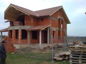 casa rosu baile felix
