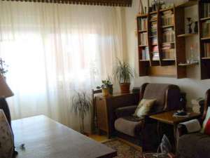 Vind in Bacau - apartament 3 camere decomandat,  strada Stefan cel Mare, 