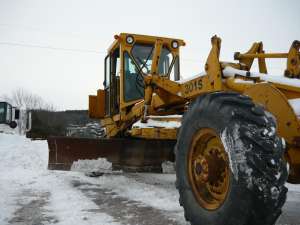 Vanzari si inchirieri de autogreder (greder)  si   cilindru compactor