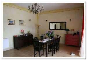 Vand conac boieresc integral restaurat
