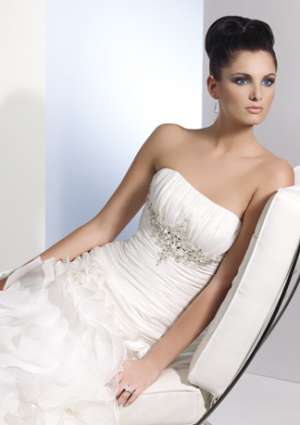 de inchiriat rochie de mireasa model Danica by Best Bride