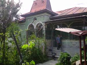 vand casa 4 camere caramida
