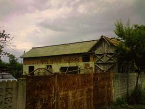 vand casa 4 camere caramida