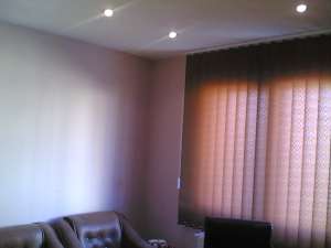 vand vila in sat ROSU
