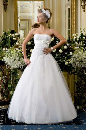 Vand rochie de mireasa