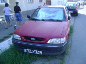 FORD ESCORT 1,  3 INMATRICULAT