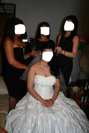 vand rochie de mireasa