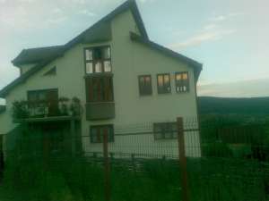 dau in chirie pentru nefumatori apartament parter casa 2 camere mobilat