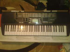 Vand orga CASIO CTK-700 ca noua