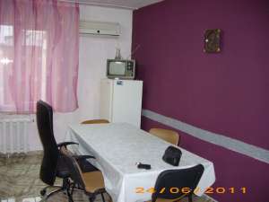Inchiriez Apartament 3 camere