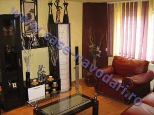 Apartament Navodari 3 camere decomandat