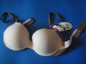 sutiene triumph ieftin