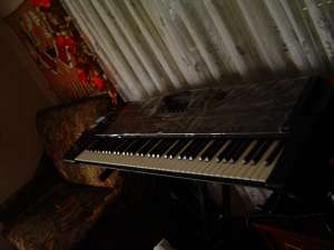 Vand orga roland g800 la 15 mil