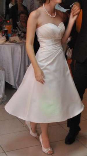 Vand Rochie Mireasa + Bolero marime S/M lungime midi Cluj/Baia Mare