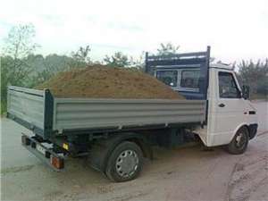 transport nisip piatra margaritar balastru pamant ridicat moluz.......