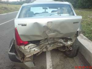 Vand Logan 1.6 MPI avariat