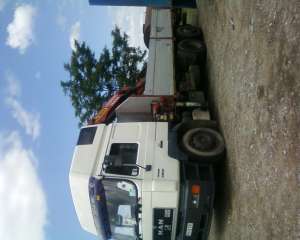 trnsporti camion cu macara