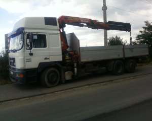 trnsporti camion cu macara