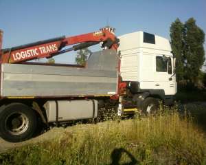 trnsporti camion cu macara