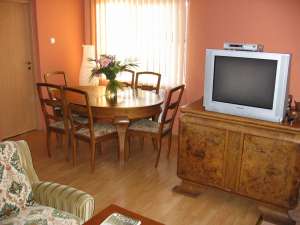 Inchiriez ,  dau in chirie ,  apartament 3 camere Zalau in vila Bradet