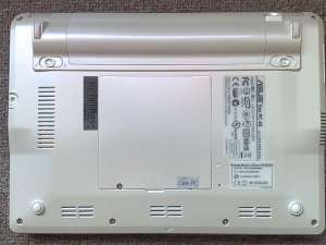 Minilaptop Asus Eee PC 4GB