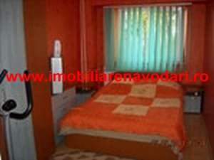 Navodari apartament,  3 camere,  strada Randunelelor