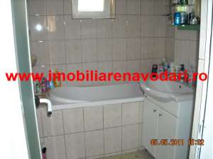 Navodari apartament,  3 camere,  strada Randunelelor
