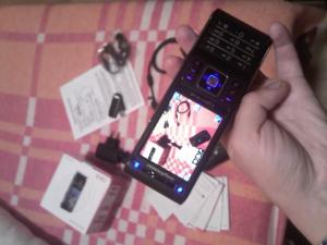 SONY ERICSSON C905 CYBER-SHOT