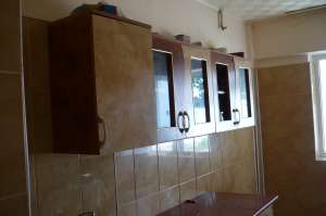 OCAZIE! Apartament 2 camere,   decomandat,   parter,   zona sos. Tineretului.