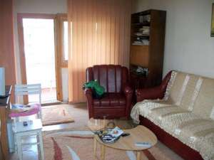 ONESTI - VAND APARTAMENT,  3 CAMERE DECOMANDAT,  PE BUCIUMULUI,  ETAJ 3/4