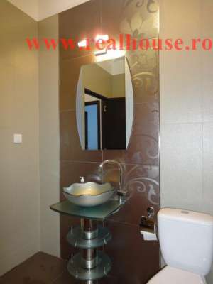 Inchiriere 2 camere Day Residence