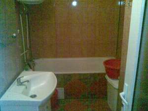 vand apartament 2 camere