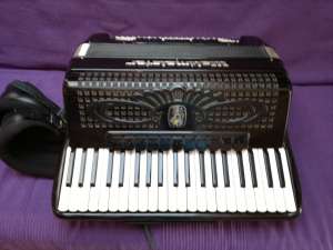 Acordeon Weltmeister Cantora