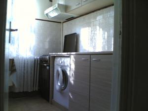 Ofer spre inchiriere apartament 3 camere