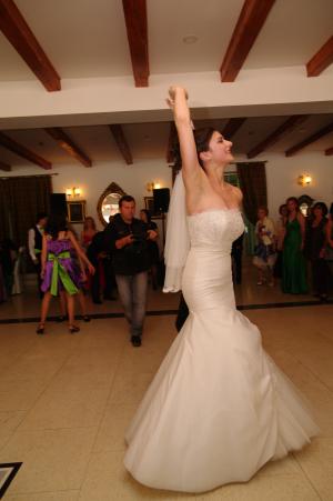 Vand rochie mireasa