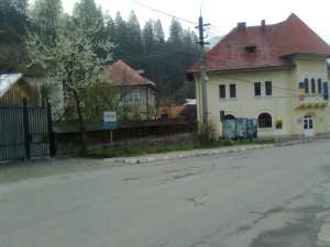 Vand casa si teren Voineasa