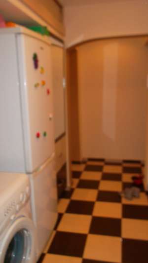 2 camere si liwing,    zona D-va 1