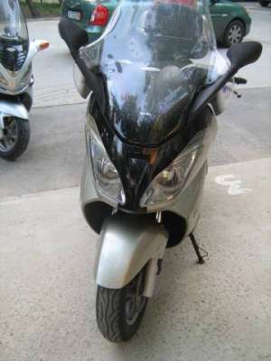 vand scuter aprilia atlantic
