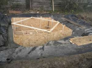 Folie lac iaz pvc pret de la 6 ron-mp oferta sezonului 2011 folie EPDM si HDPE