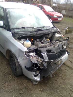 VAND SKODA FABIA MODELUL NOU AVARIATA FRONTAL