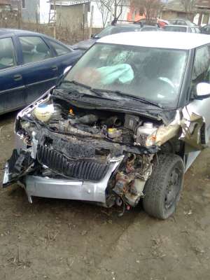 VAND SKODA FABIA MODELUL NOU AVARIATA FRONTAL