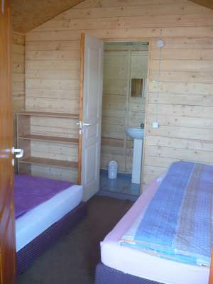 INCHIRIEZ 5 Cabanute langa Strand Termal Carei cu Baie proprie
