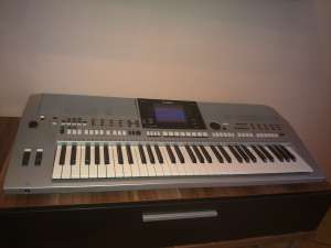 YAMAHA PSR S 900