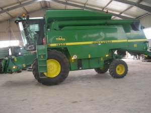combina John Deere 2258 si 2264  Hillmaster
