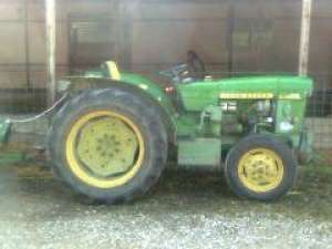 Vand tractor John Deer, 46CP.