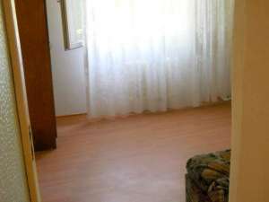 Ofer spre inchiriere in BACAU -Apartament cu 2 camere decomandat,  zona Miorita