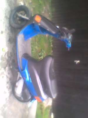 scouter piagio zip