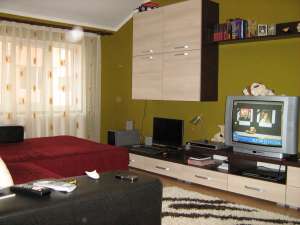 Apartament 3 camere Bradet 79 mp complet mobilat
