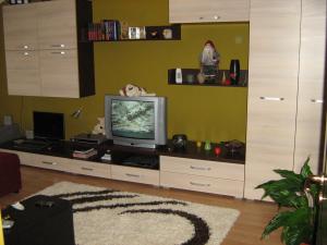 Apartament 3 camere Bradet 79 mp complet mobilat