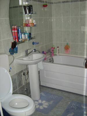 Apartament 3 camere Bradet 79 mp complet mobilat